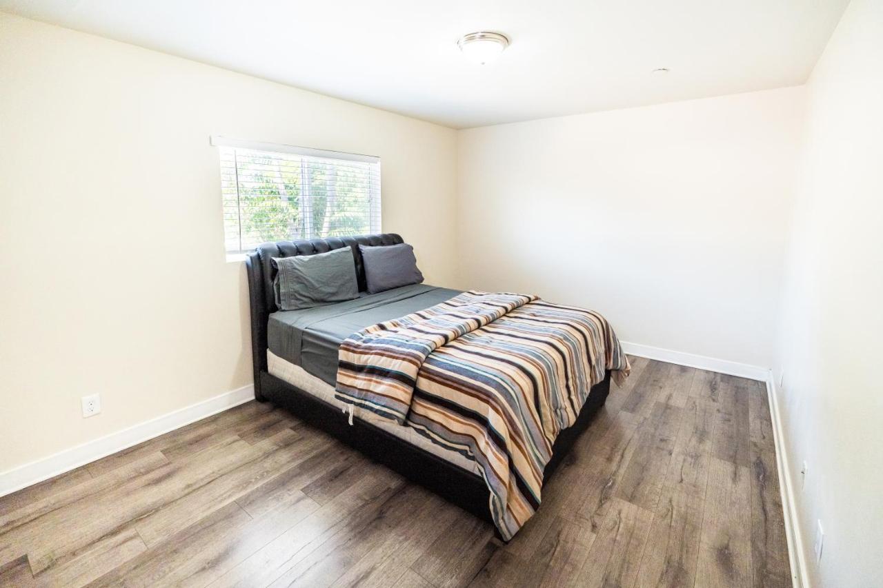 Spacious 5 Bedroom 3 Bath Modern Home By Downtown La With Parking Лос Анджелис Екстериор снимка